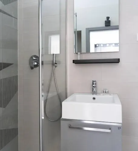 Youhosty - Savona108 * Milano